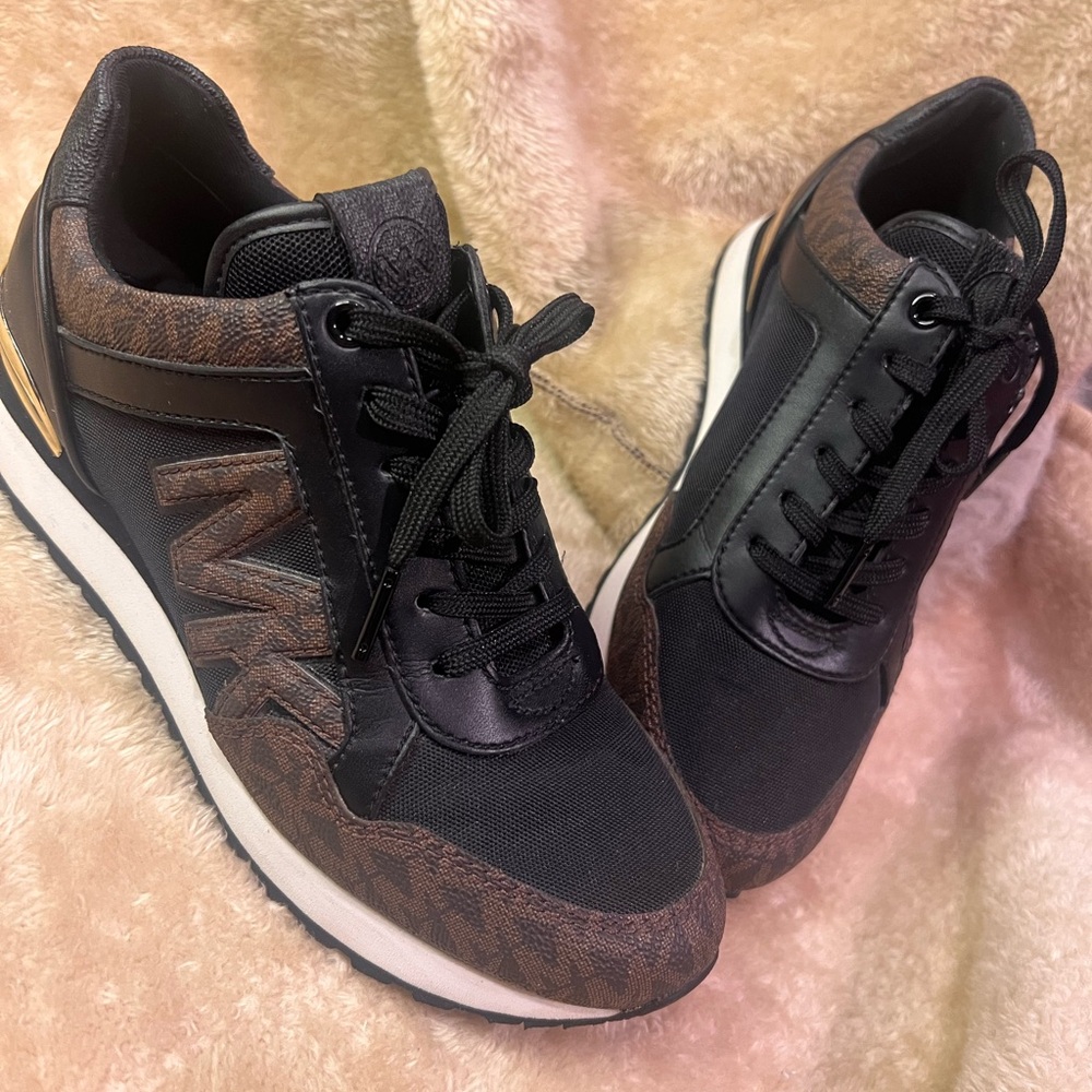 Michael Kors Black and Tan Footwear